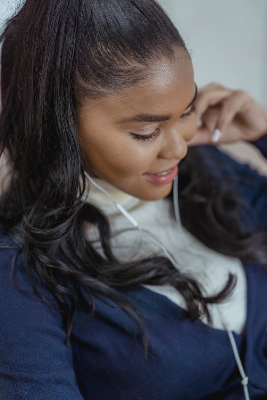 Vera — 26" Silk Straight
